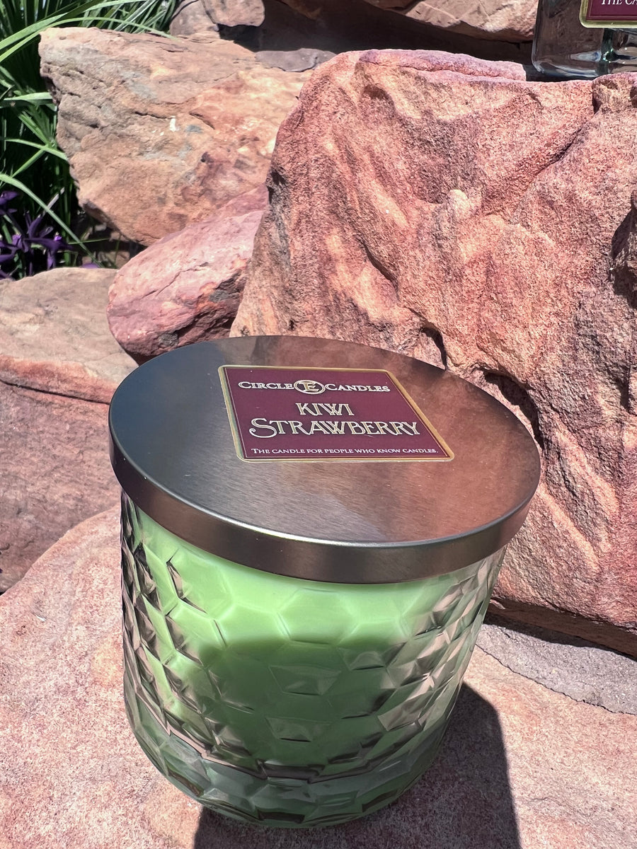 Circle E CandlesKiwi Strawberry Classy Farm Girl