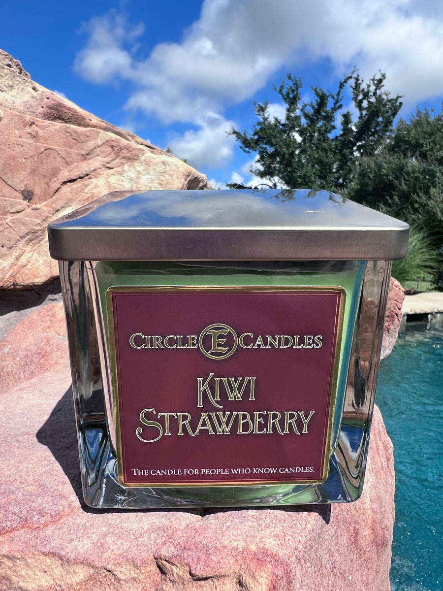 Circle E CandlesKiwi Strawberry Classy Farm Girl