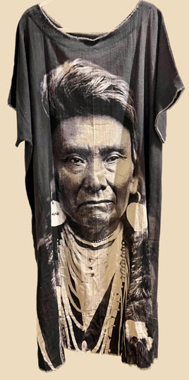 I Love Linen Chief Joseph Black Hi Lo Tunic