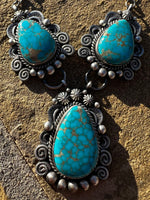 
              Rosita Calladitto Kingman Lariat & Earrings
            