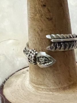 Sunshine Reeves Arrow Bypass Ring