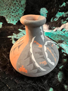 J.R.G. Jemez Vase