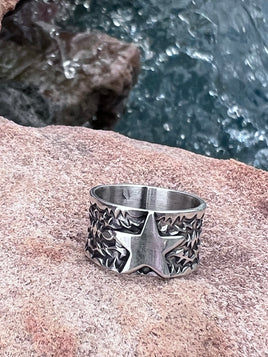 Sunshine Reeves Star Stamped Band Ring