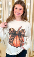 
              Pumpkin Cheetah Bow Rhinestone Sweatshirt
            