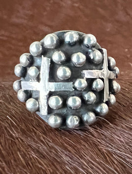 Geneva Apachito Cross Dot Ring