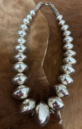 Michelle Jameson Bright Silver Graduated Handmade Saucer & Fluted Bead Necklace