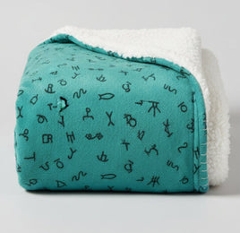 Mia Branding Turquoise Sherpa Throw Blanket