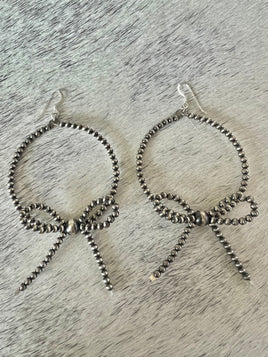 Bow Beaded Hoop Earrings