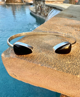 Black Onyx Floater Cuff