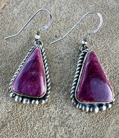 
              Pansy Johnson Purple Spiny Cluster Lariat & Earrings
            