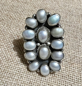 HaDa Collection Fresh Water Pearl Cluster Ring