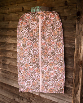 Pink Medallion Cluster Quilted Garment Bag
