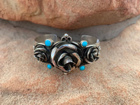 
              Lyle Piaso Turquoise SS Flower Cuff
            